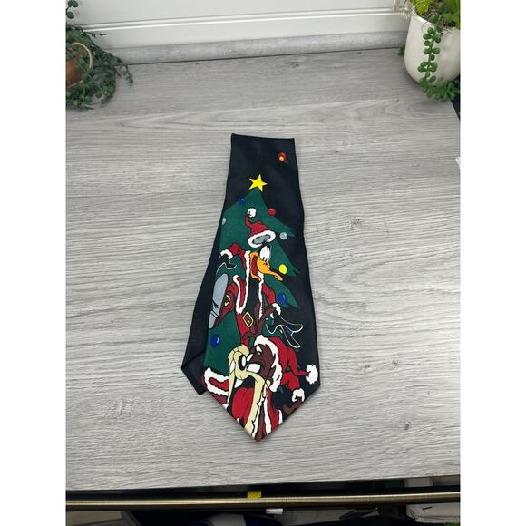 Looney Toons Christmas Tie with Tasmanian Devil Taz & Daffy Duck - Picture 4 of 9